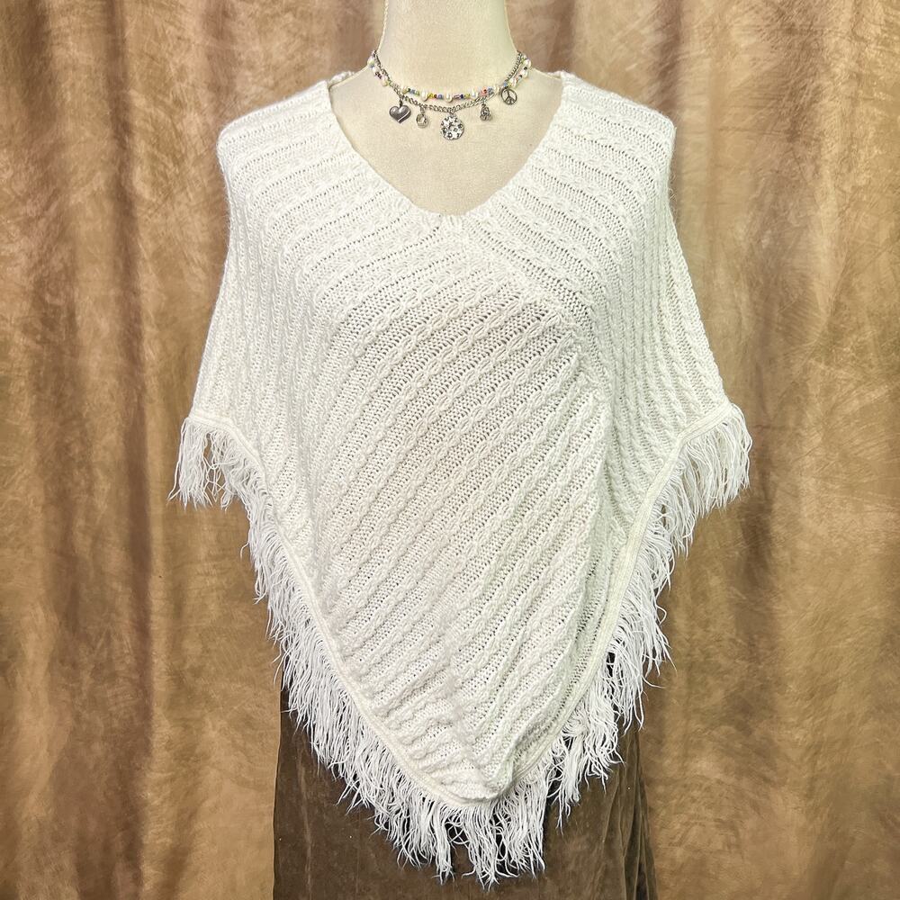 Vintage Fringe Poncho Shawl Sweater 90s Y2K White Diamond Hem Euro Indie Sleaze